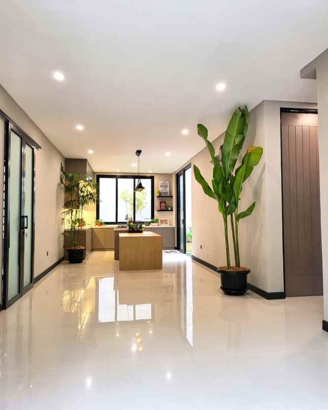 dijual rumah versailles residence bsd city