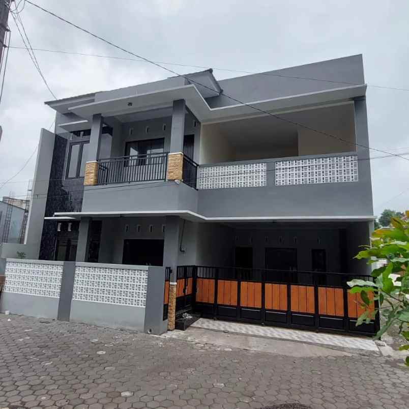 dijual rumah wedomartani