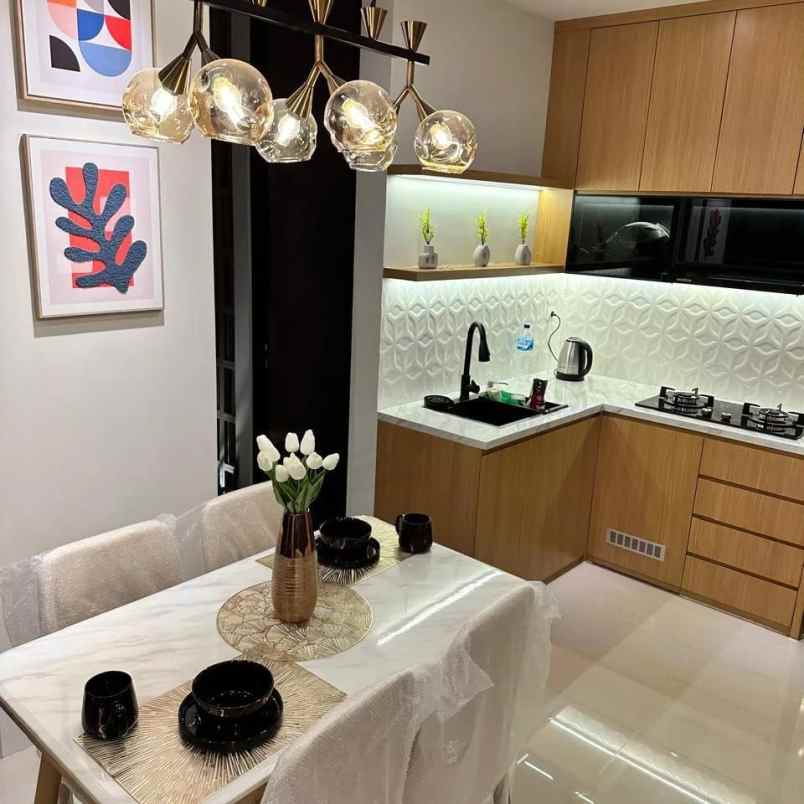 dijual rumah wedomartani dekat sd model