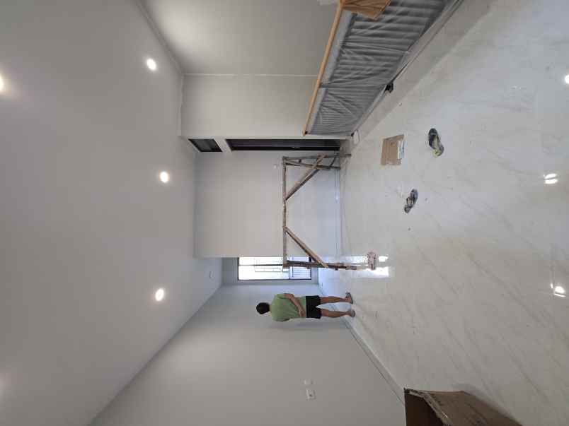 dijual rumah wisma mukti