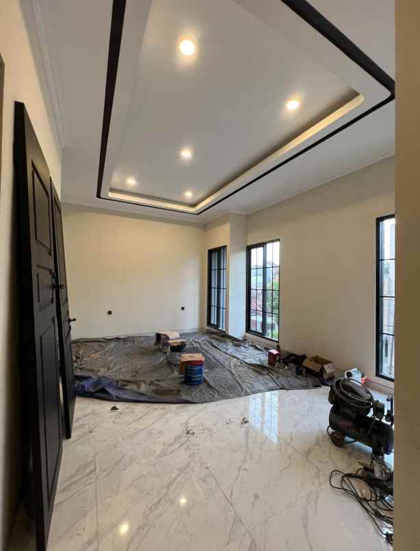 dijual rumah wisma permai