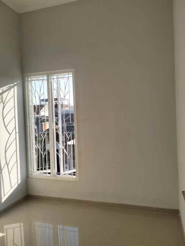 dijual rumah wonorejo selatan