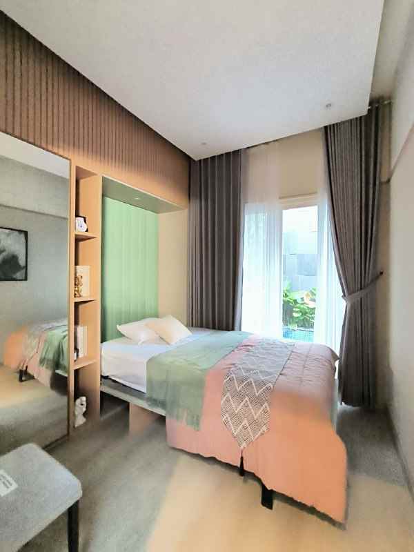 dijual rumah woodville residence