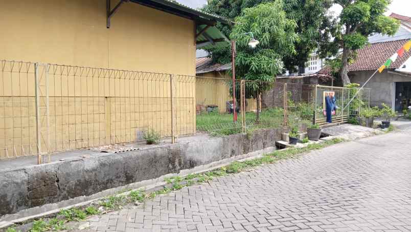 dijual tanah dinar elok meteseh