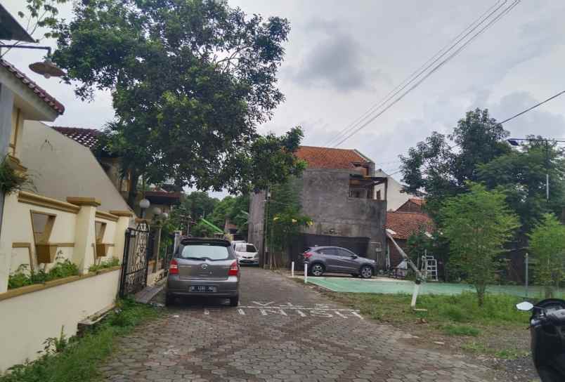 dijual tanah durian banyumanik