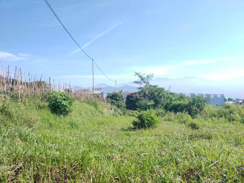 dijual tanah jalan abdul gani atas