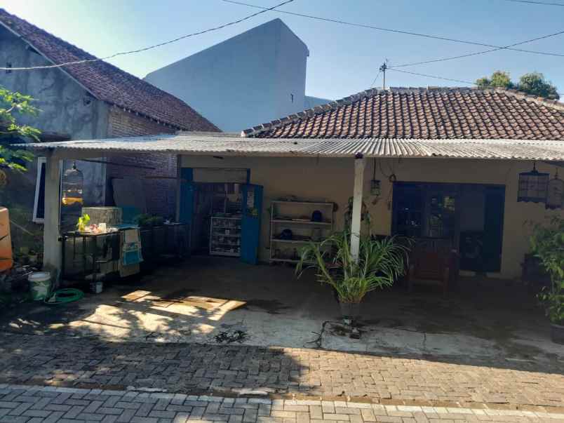 dijual tanah jalan durian