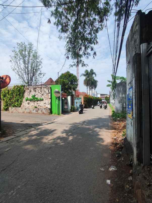 dijual tanah jalan ratna