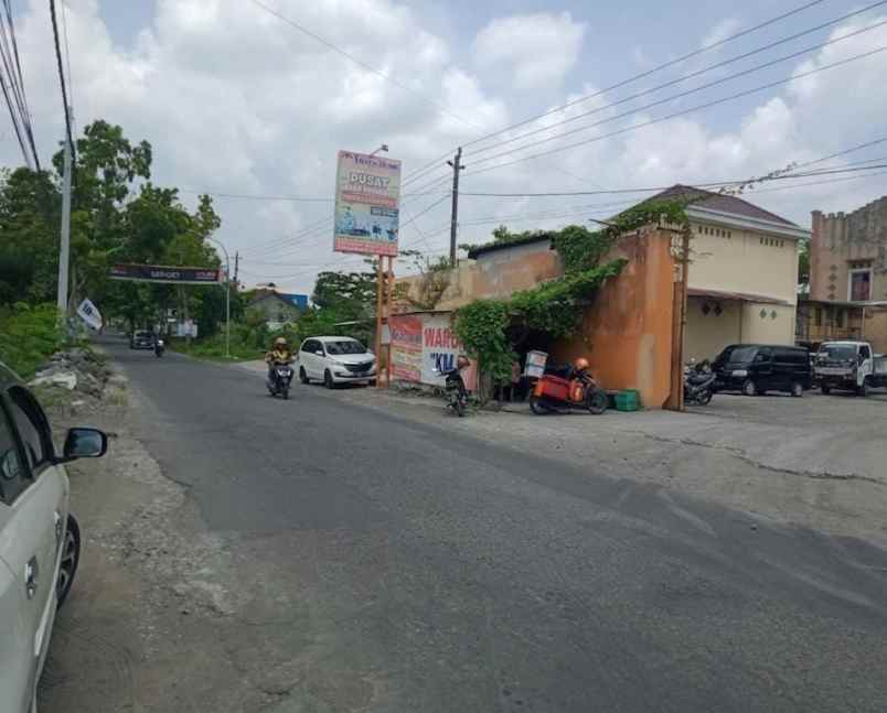 dijual tanah jalan raya cangkringan