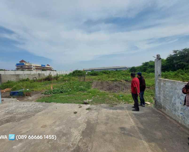 dijual tanah jalan raya salembaran