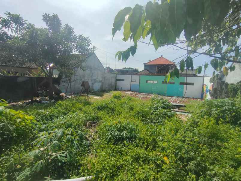 dijual tanah jln suwitra