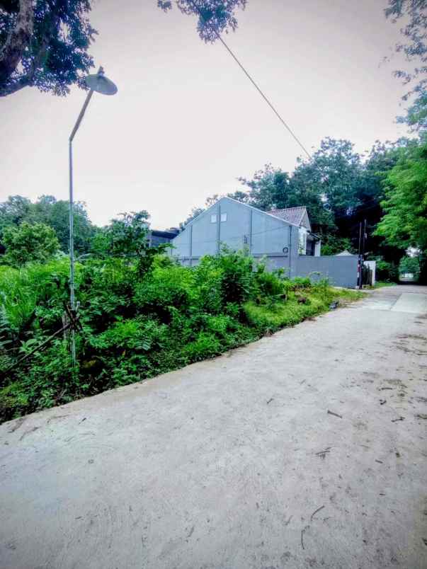 dijual tanah karanganyar sd model