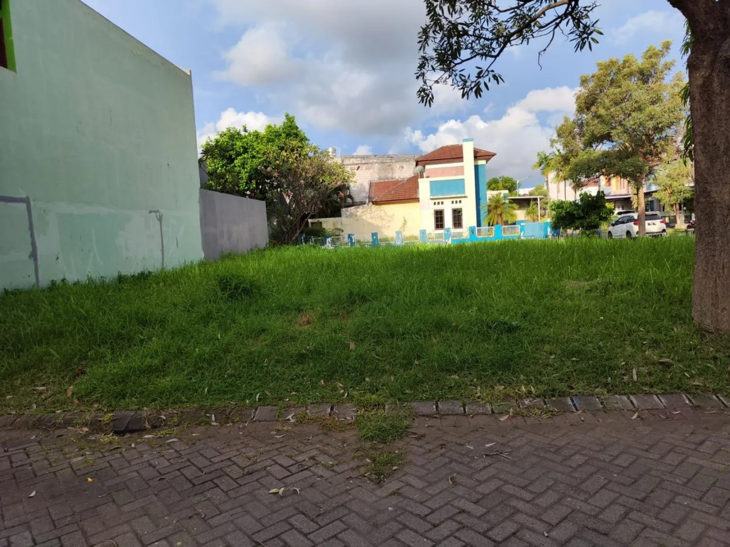 dijual tanah puri surya jaya