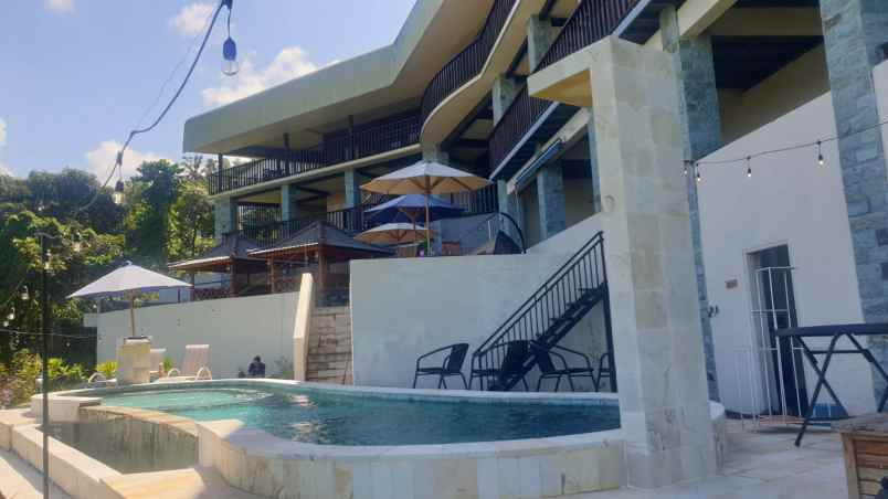 dijual villa batu layar lombok nusa