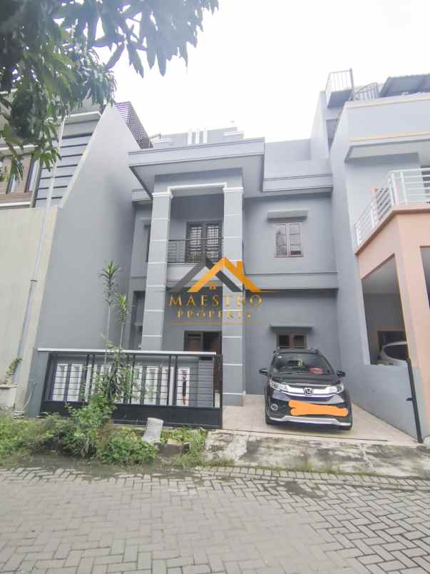 dijual villa komplek cemara asri jalan freesia medan