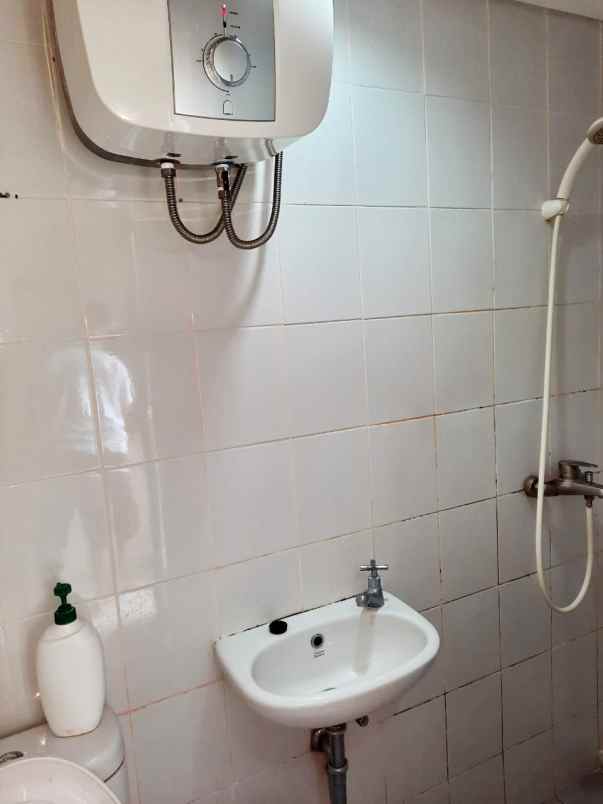 disewakan apartemen gunawangsa tidar