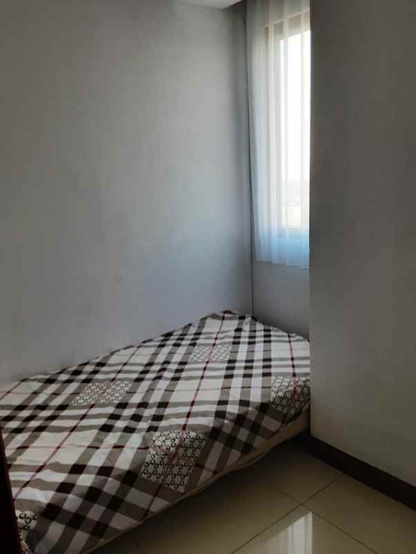 disewakan apartemen jl pakuwon indah lontar timur