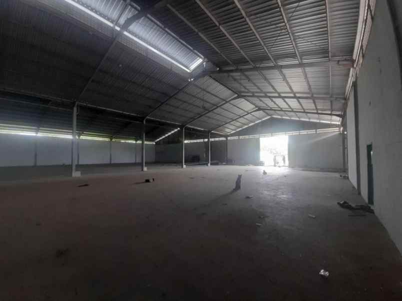 disewakan gudang di medan