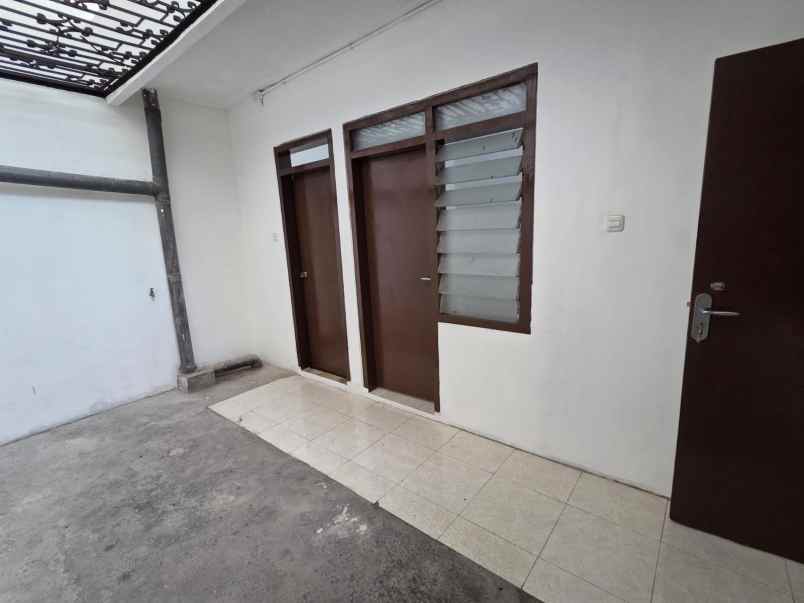 disewakan ruko gudang kantor kedung doro