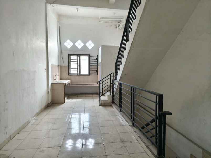 disewakan ruko siap huni jalan pahlawan