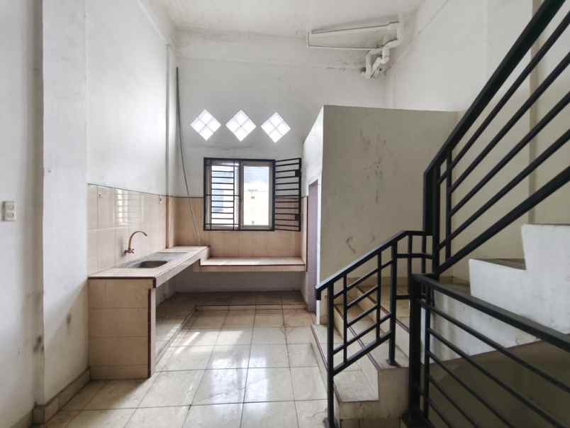 disewakan ruko siap huni jalan pahlawan