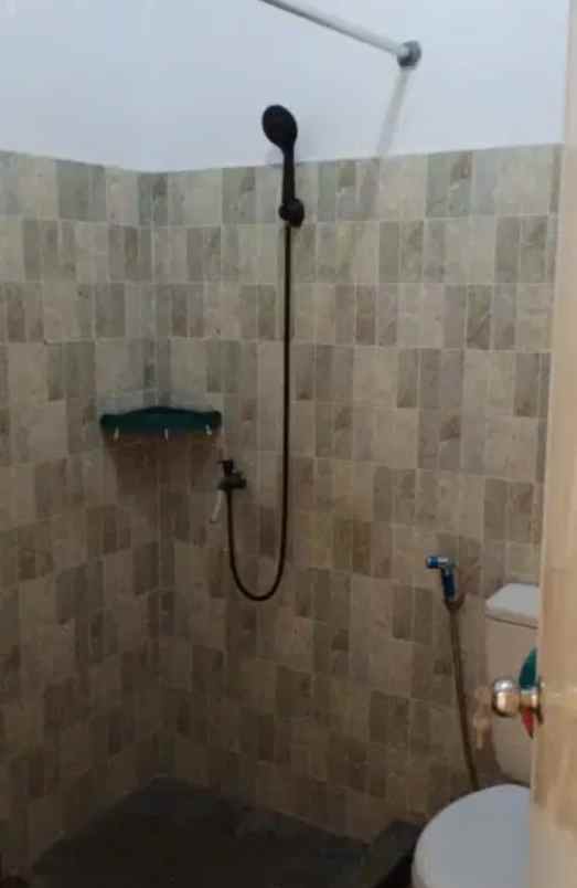 disewakan rumah cluster alam sutra tangerang