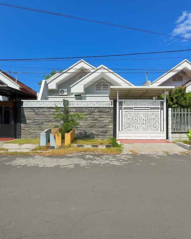 disewakan rumah rumah dharmahusada permai