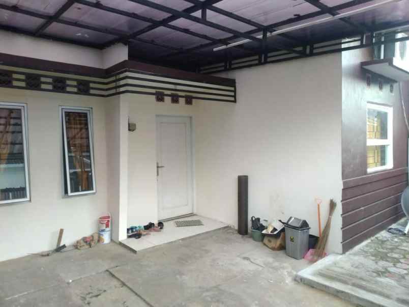 jual murah siap huni 20 menitan ke stasiun pondok cina