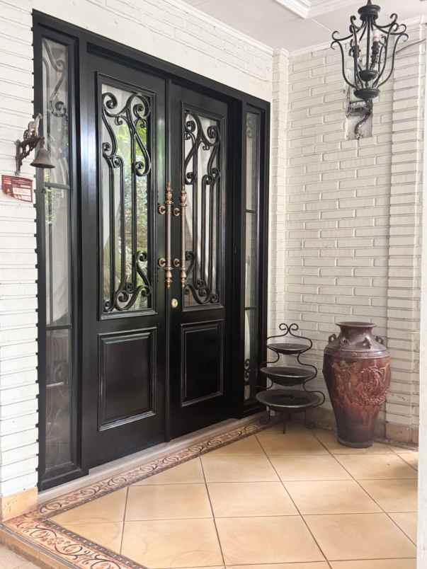 jual rumah 3 bangunan