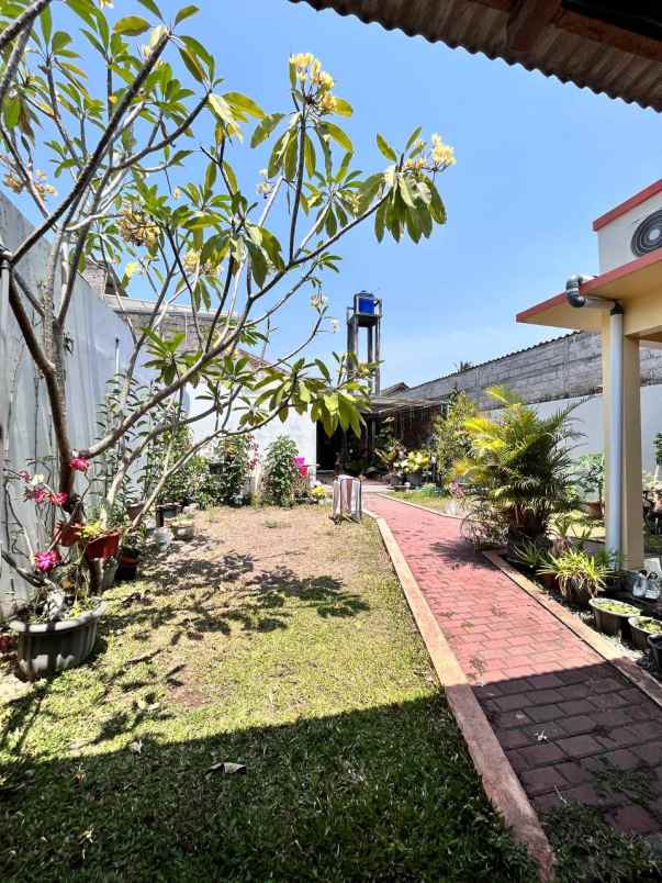 jual rumah mewah bagus di wedomartani sleman jogja