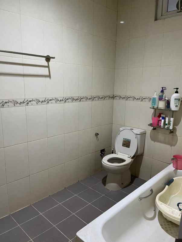 jual rumah siap huni semi furnished citra gran cibubur