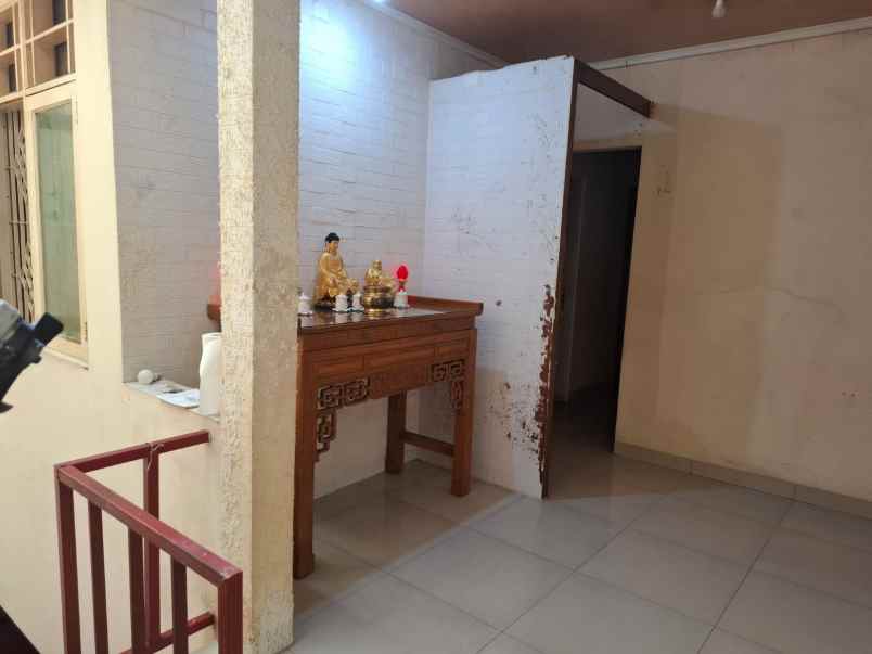 jual rumah taman palem lestari jak bar