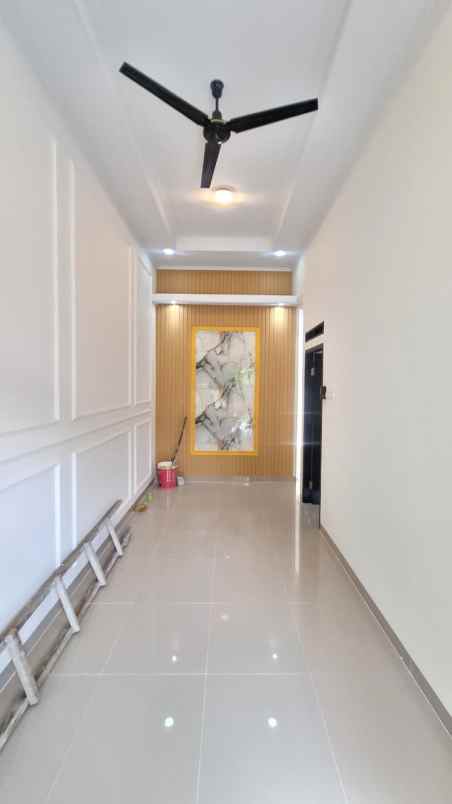 jual rumah villa gading harapan nan moderen c0917