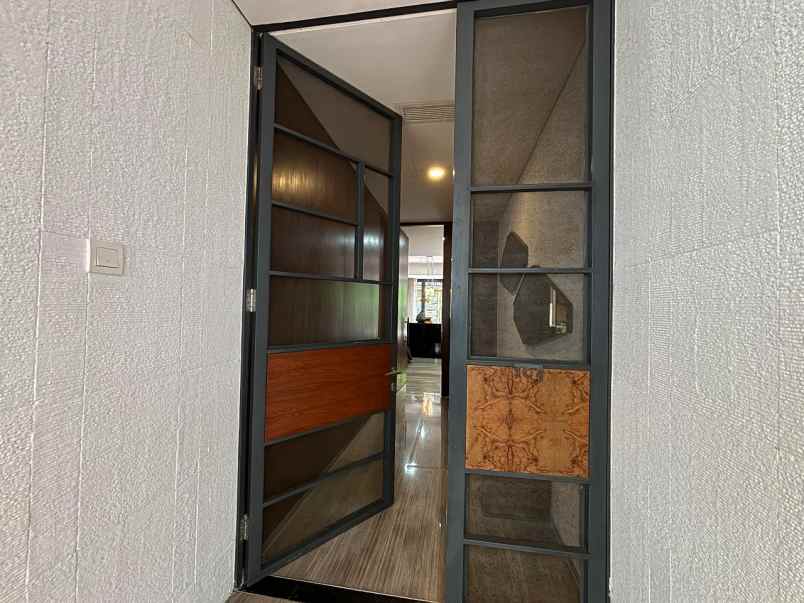 jual verde two apartment 2br unit baru