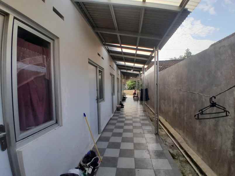 kost kostan dijual cepat dekat jl raya jogja solo