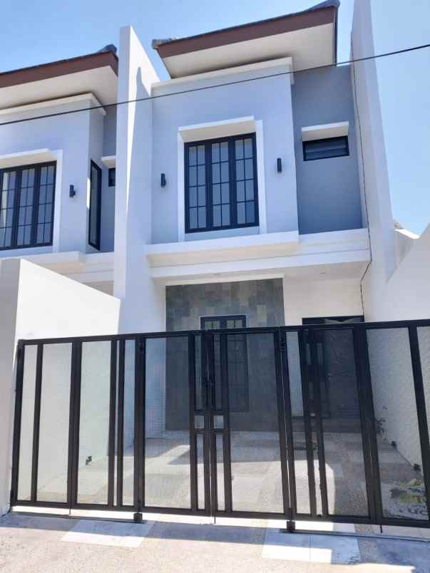 new gress rumah minimalis american di rungkut surabaya