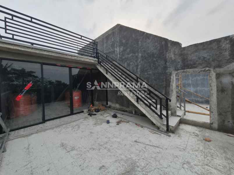 ruko 3 lantai bonus rooftop pancoran mas depok 2 7m