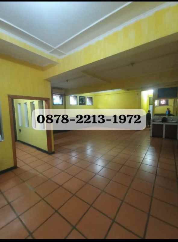 ruko bagus untuk cafe dan resto di lengkong