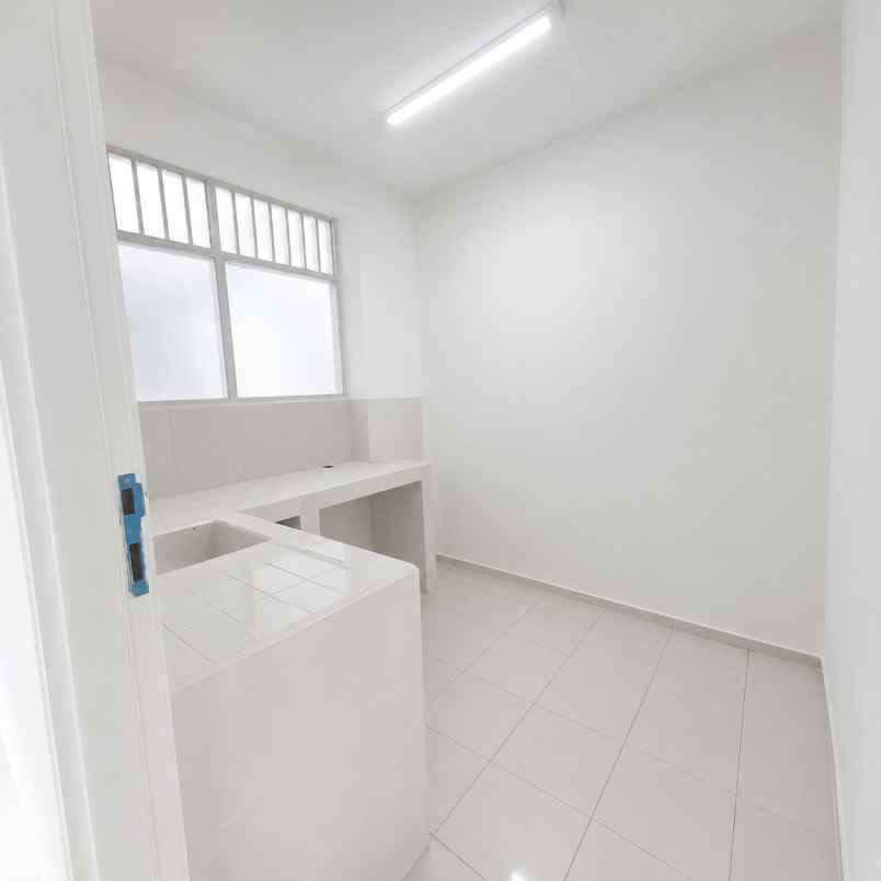 ruko disewakan di gandaria selatan