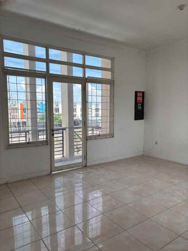 ruko siap pakai di symponi harapan indah bekasi