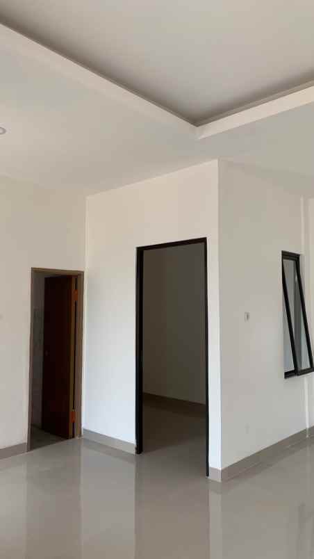 rumah 2 lantai baru unfurnished di tangerang selatan