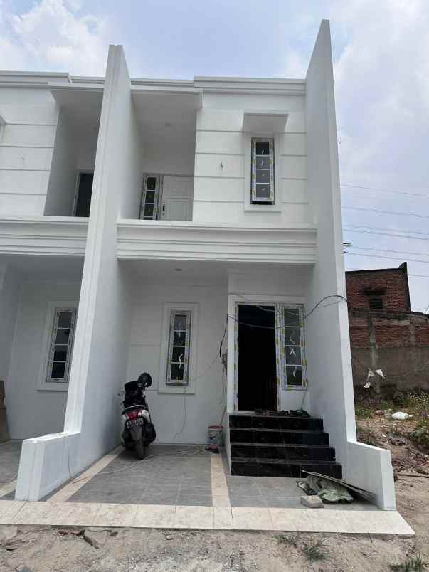 rumah 2 lantai dijual di ciracas