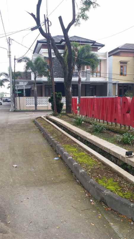 rumah 2 lantai kpr dp 30 persen di buahbatu bandung