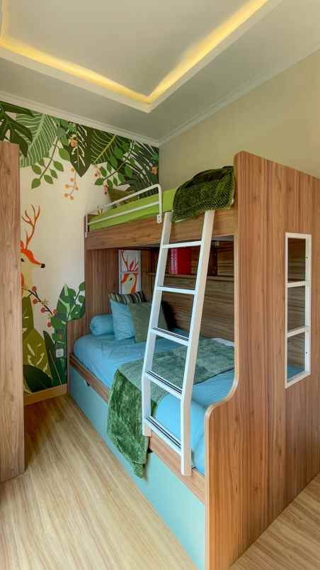 rumah 2 lantai minimalis modern di pengasinan depok