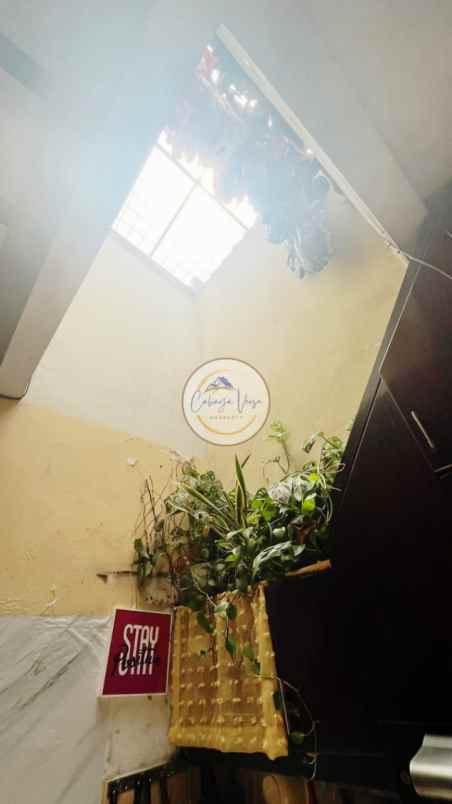 rumah 2 lantai strategis di margahayu raya