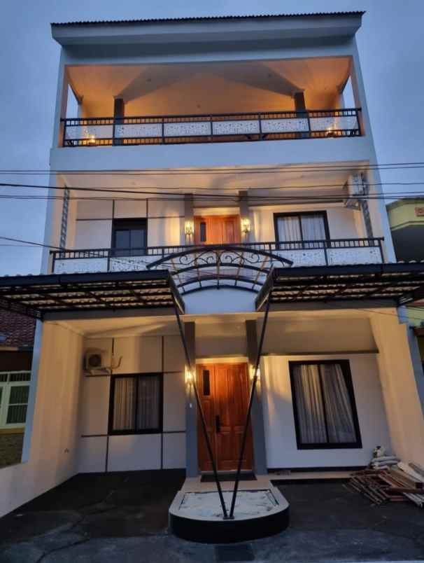 rumah 3 lantai best view sentul city bogor