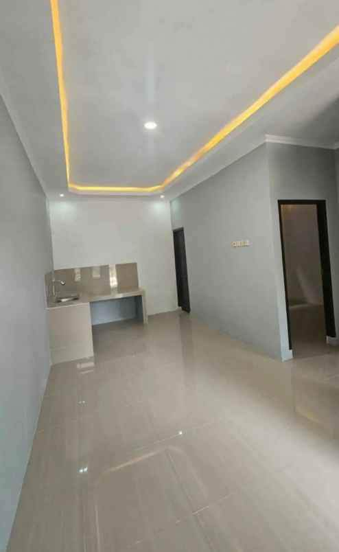 rumah 300 jutaan terlaris dekat stasiun cilebut