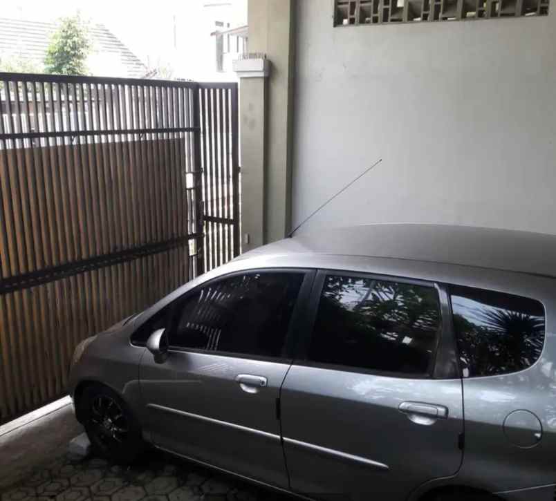 rumah bagus 2 lantai di gadobangkong bandung barat