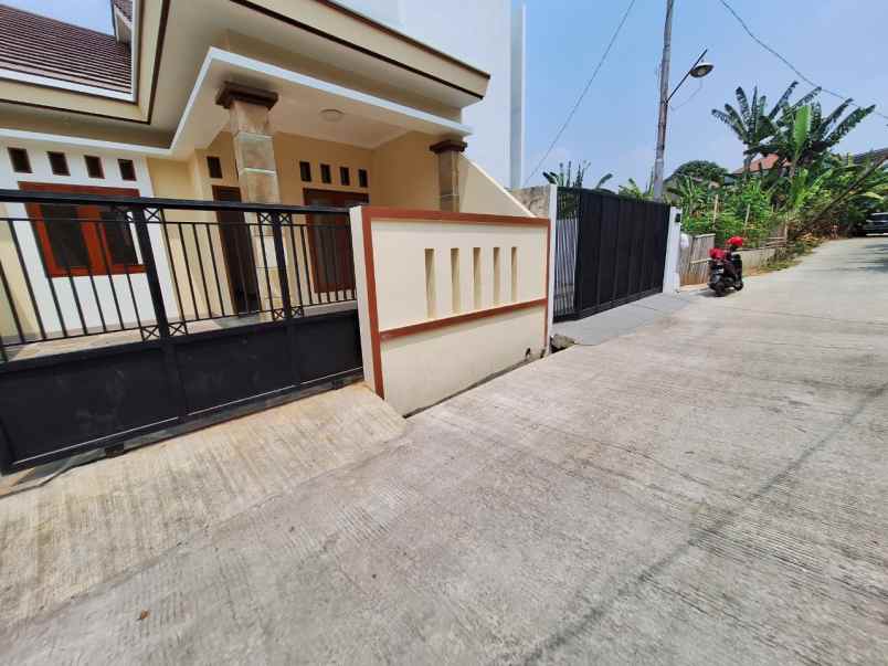 rumah baru cantik murah luas di kodau jatimekar bekasi