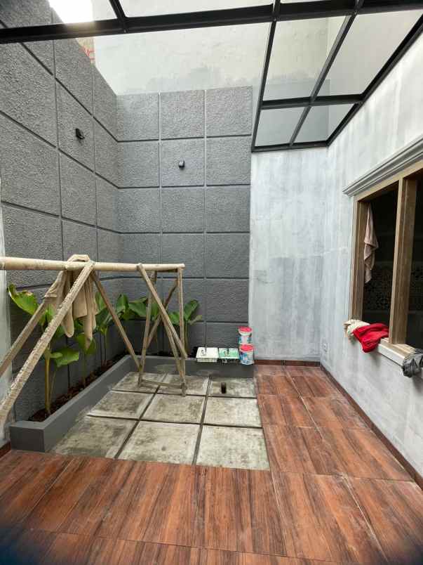 rumah baru siap huni di komplek jatibening bekasi